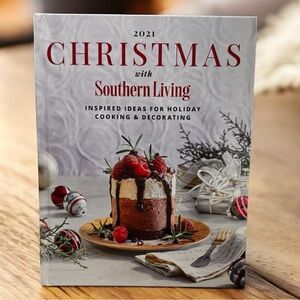 EUC! Christmas with Southern Living 2021 Hardcover Holiday Recipes & Decor